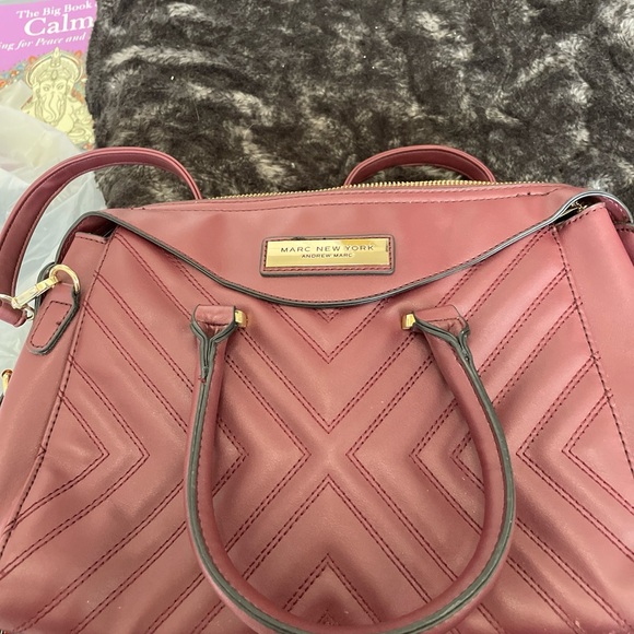 Marc New York ANDREW MARC Crossbody in Wine Color - Picture 6 of 7